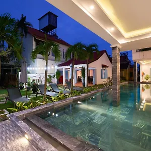 Legend Charm Boutique *** Hoi An