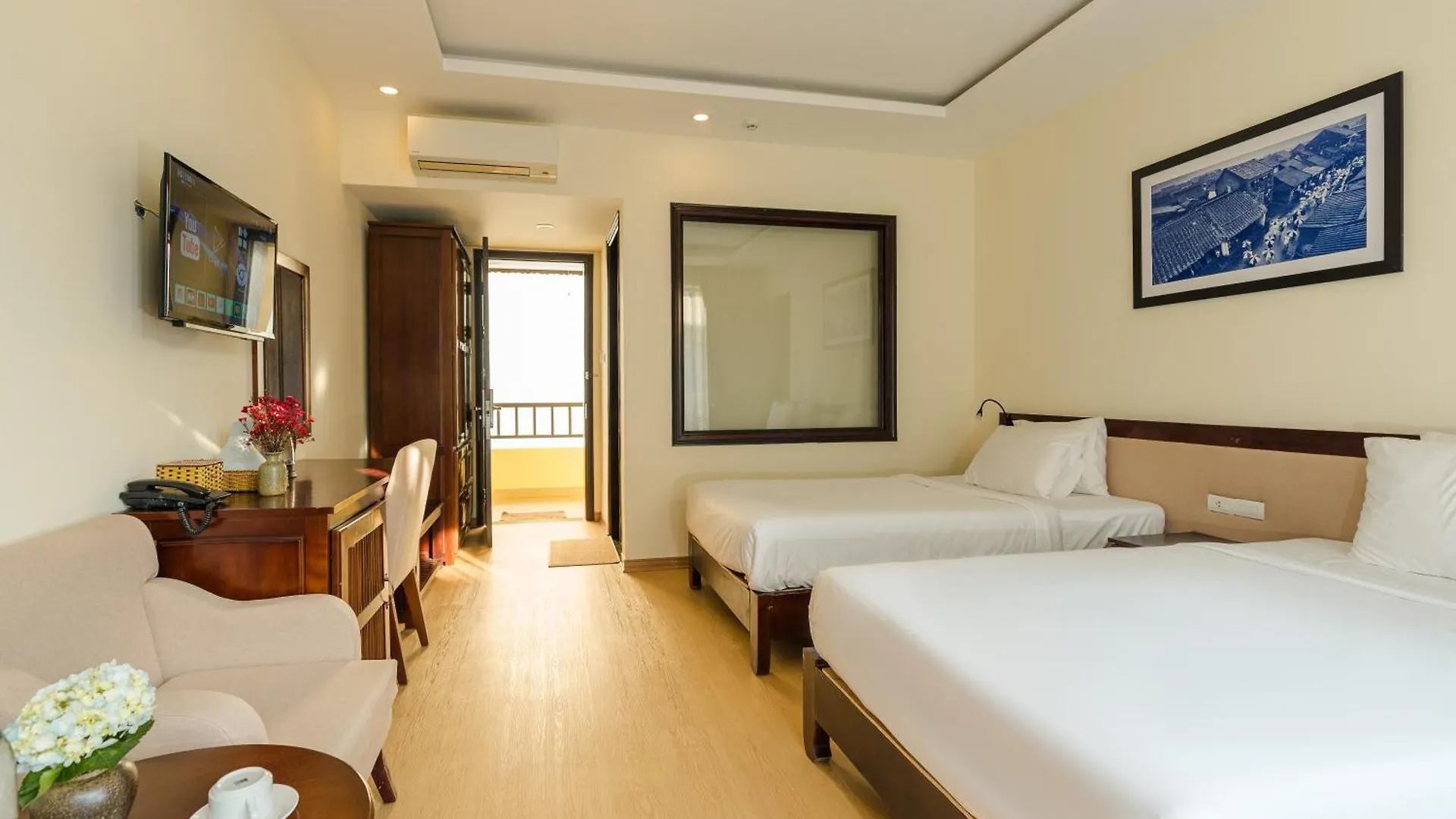 Hotel Ancient Haven Hoi An 4*,